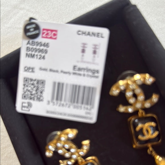 CHANEL Gold & Black Pearl Drop Earrings (Pre-Owned)