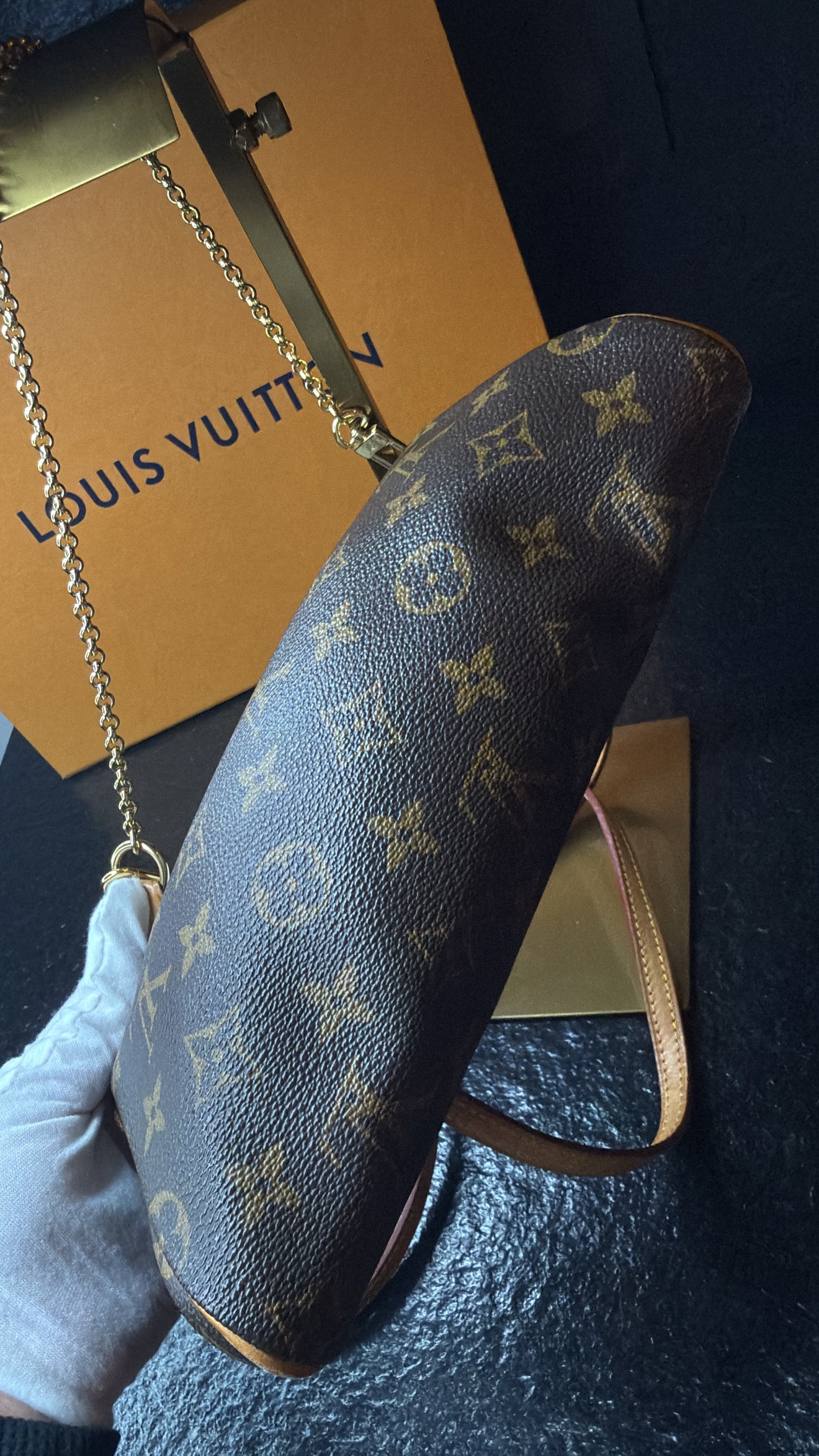 Louis Vuitton Monogram Pochette Eva Clutch | Convertible Chain Shoulder & Crossbody Bag