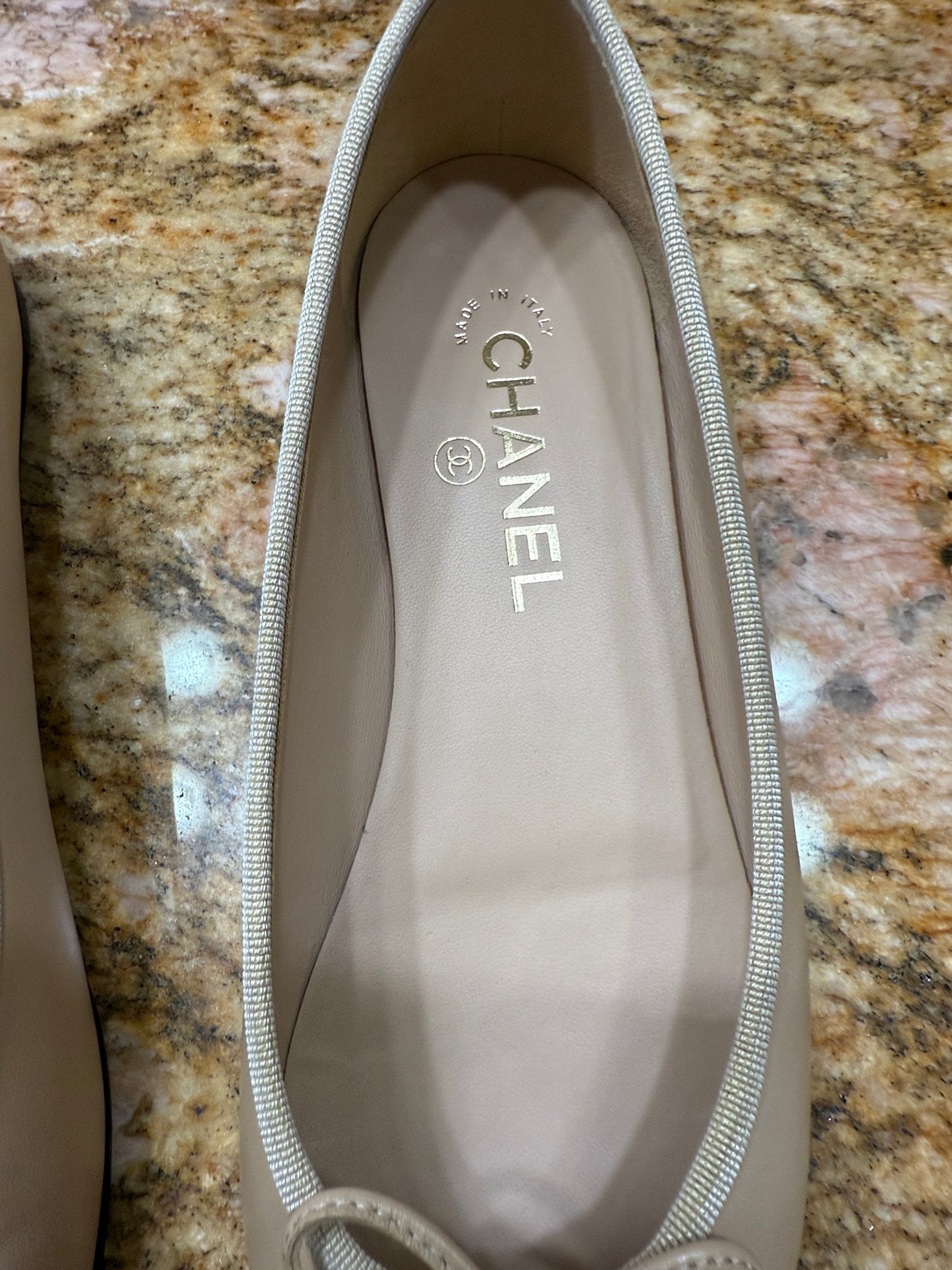 Women's CC Cap Toe Bow Ballerina Flats Leather