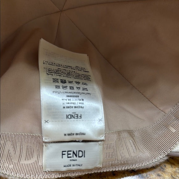 Fendi Beige cashmere and Off-White Logo Cap