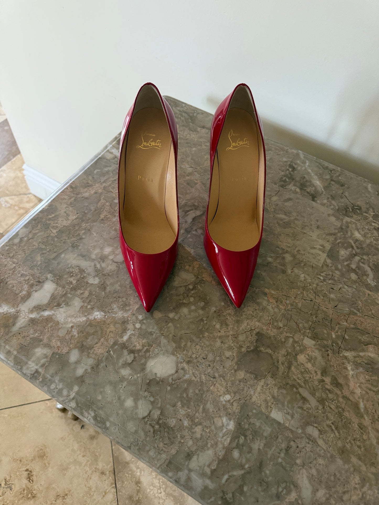 Christian Louboutin So Kate 100 Red pattern