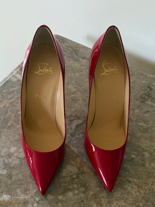 Christian Louboutin So Kate 100 Red pattern
