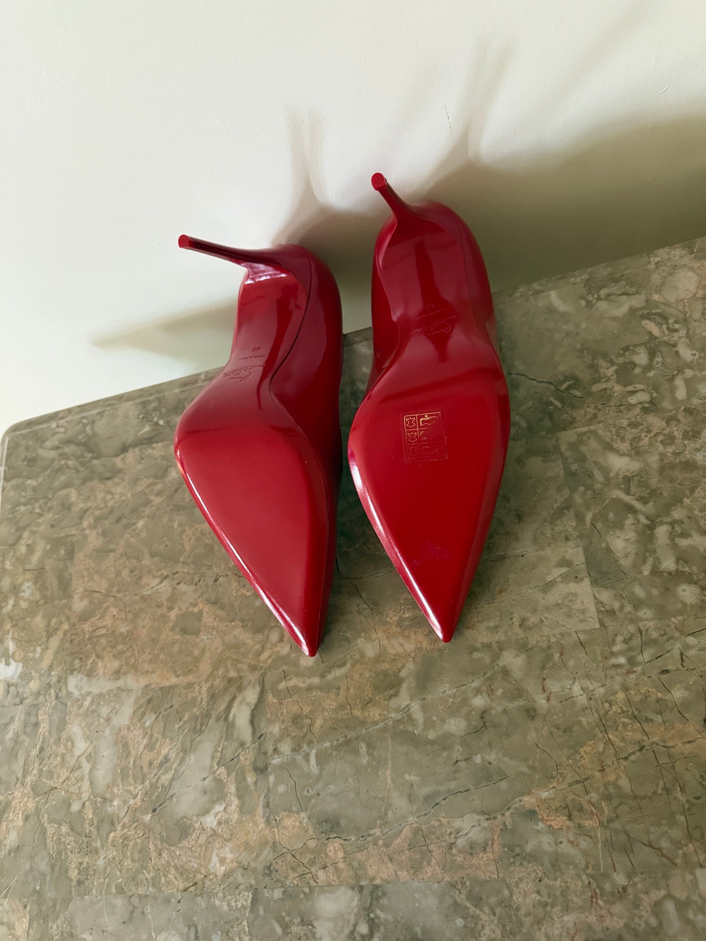Christian Louboutin So Kate 100 Red pattern