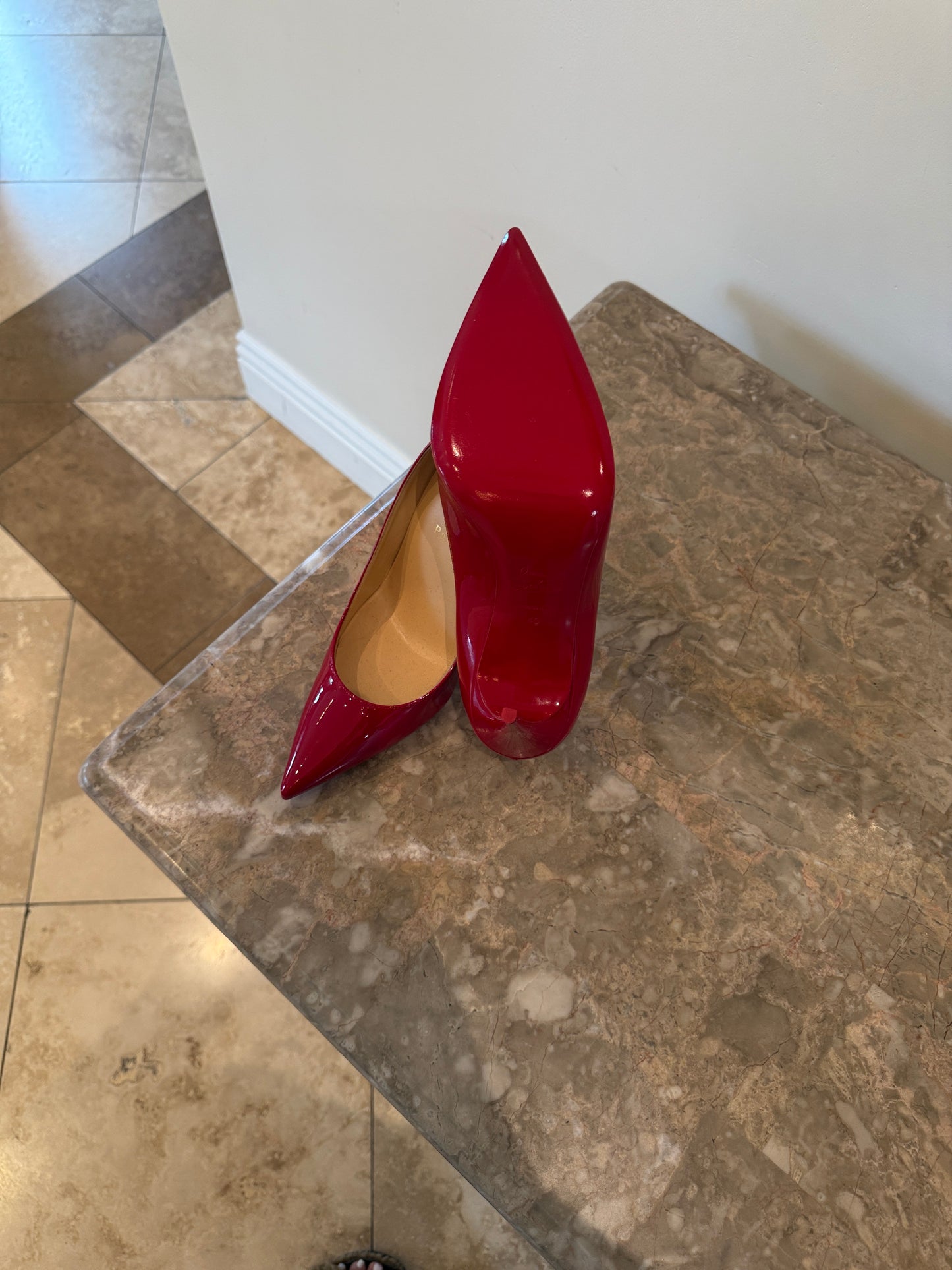 Christian Louboutin So Kate 100 Red pattern