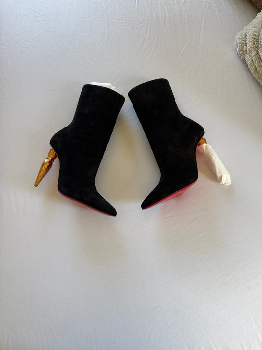 Christian Louboutin | Size 40
