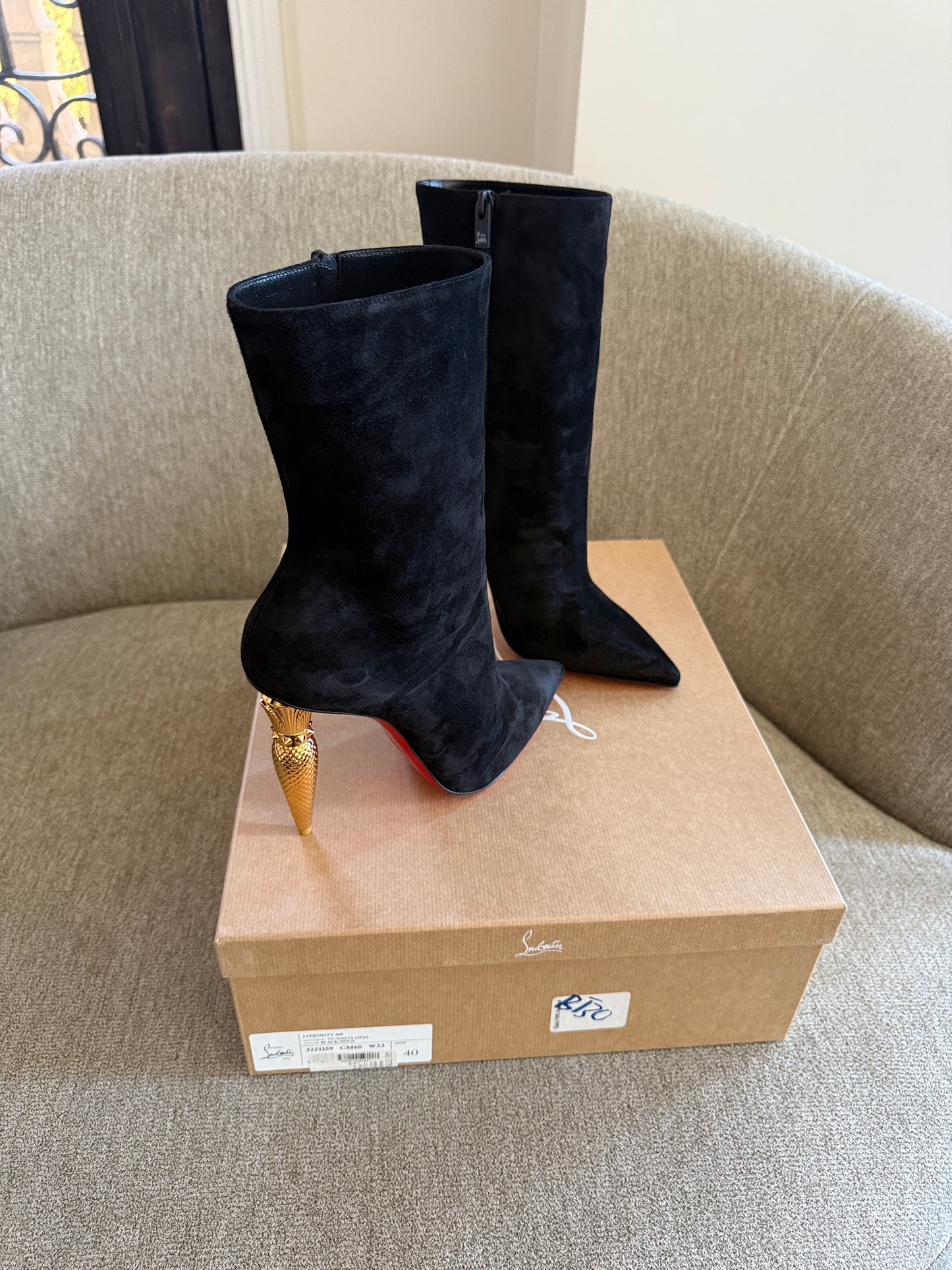 Christian Louboutin | Size 40