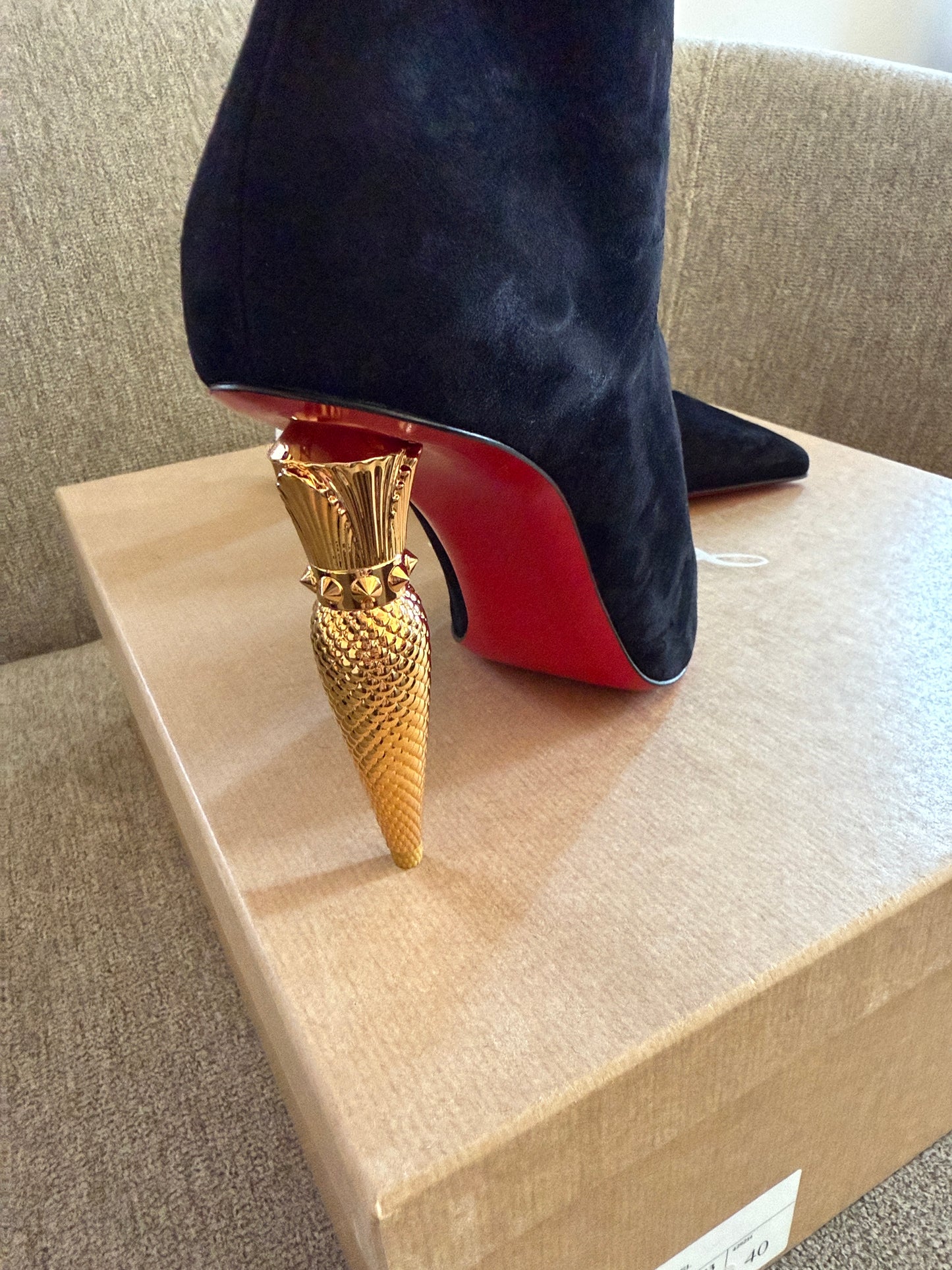 Christian Louboutin | Size 40
