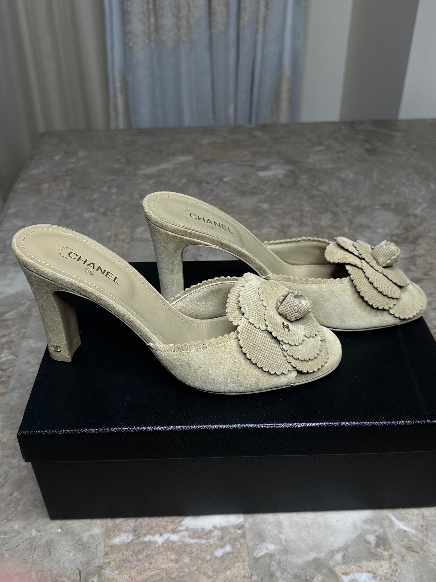 Chanel 24B Beige Suede Mules Size 40 | 4” Heel | Worn Once| Luxury Designer Clogs