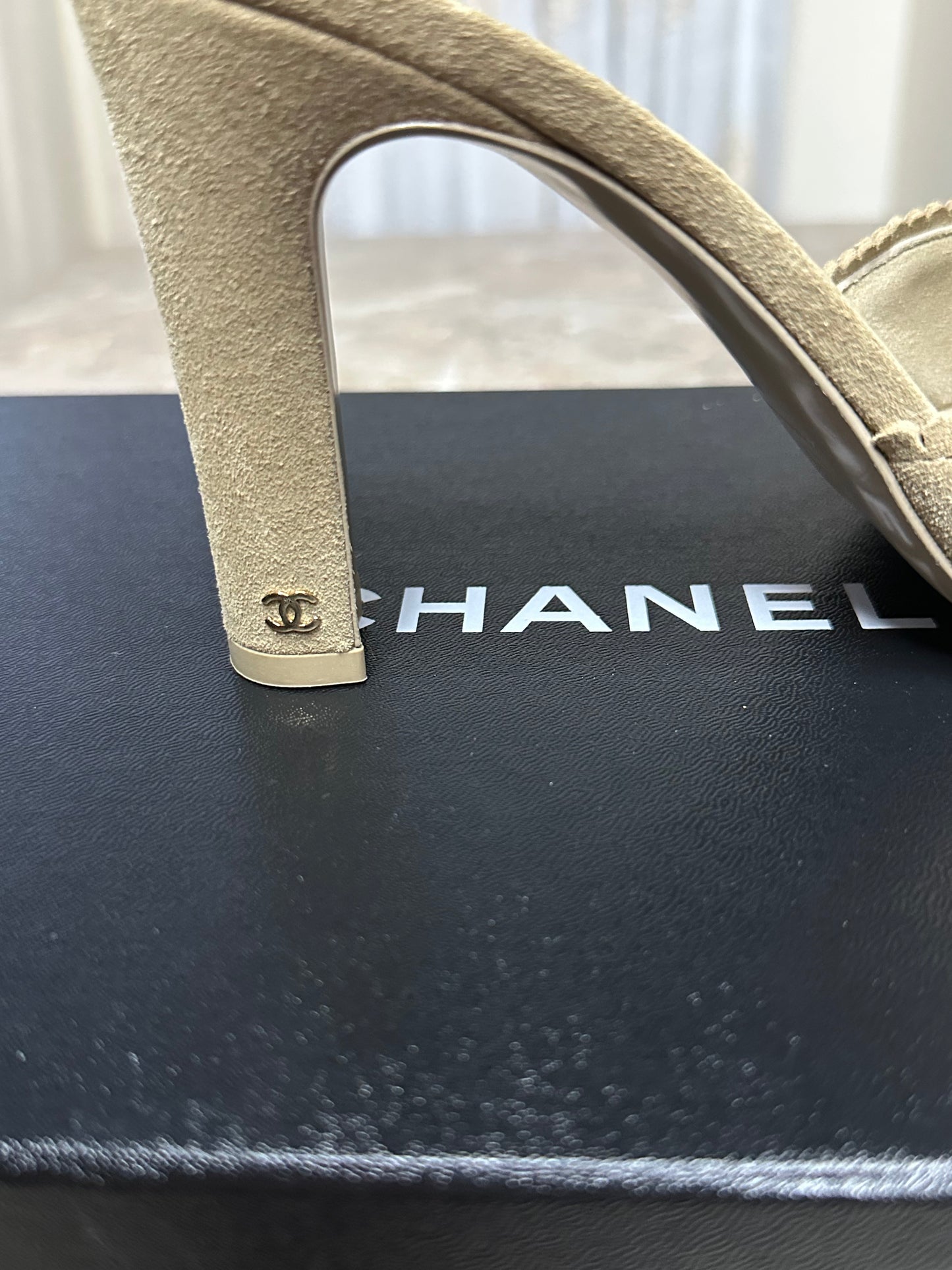 Chanel 24B Beige Suede Mules Size 40 | 4” Heel | Worn Once| Luxury Designer Clogs