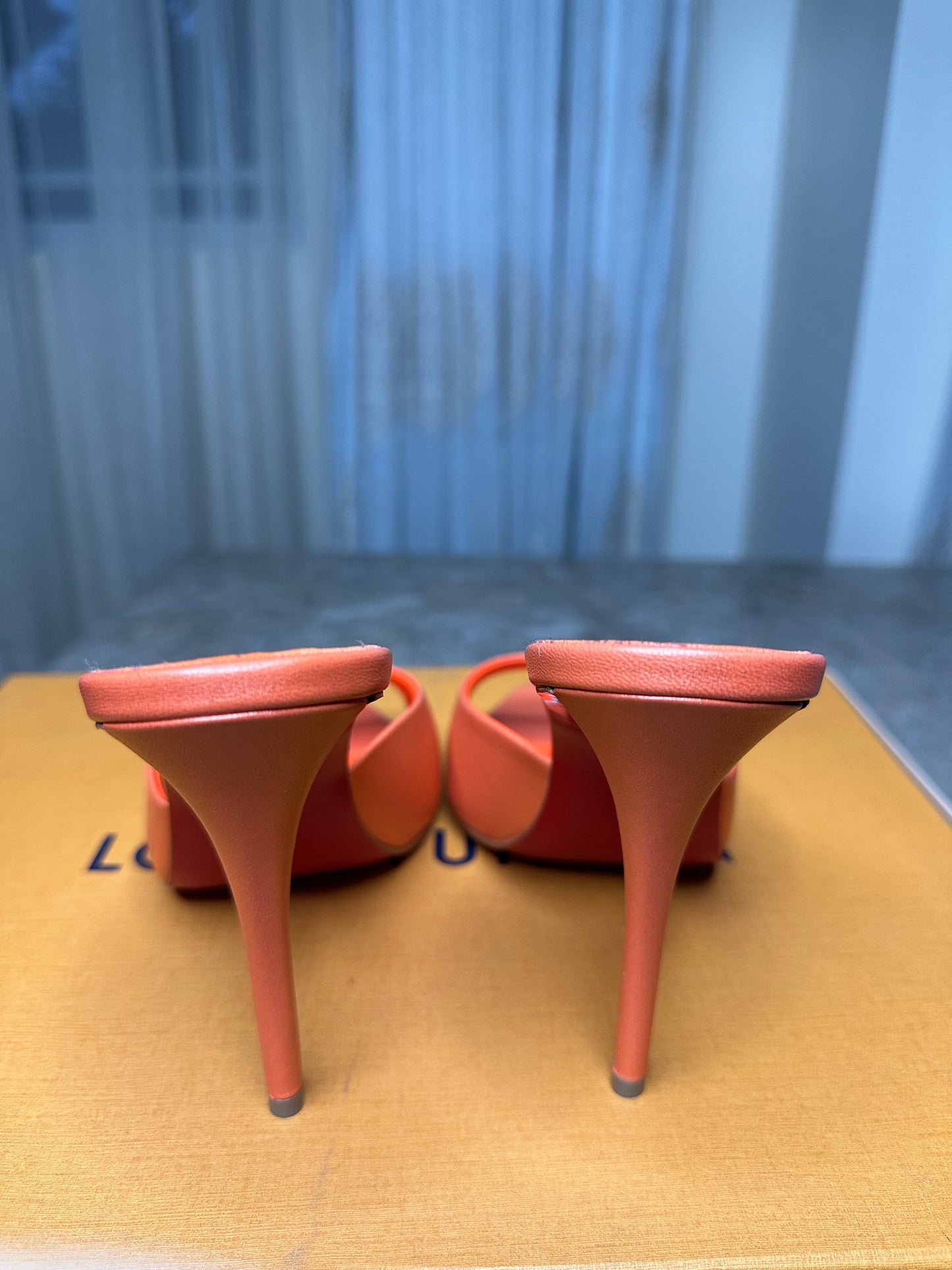 Christian Louboutin Nappa Me Dolly 85 Sandals Size 39.5 | Orange Leather Vitamine | 100mm Heel | New