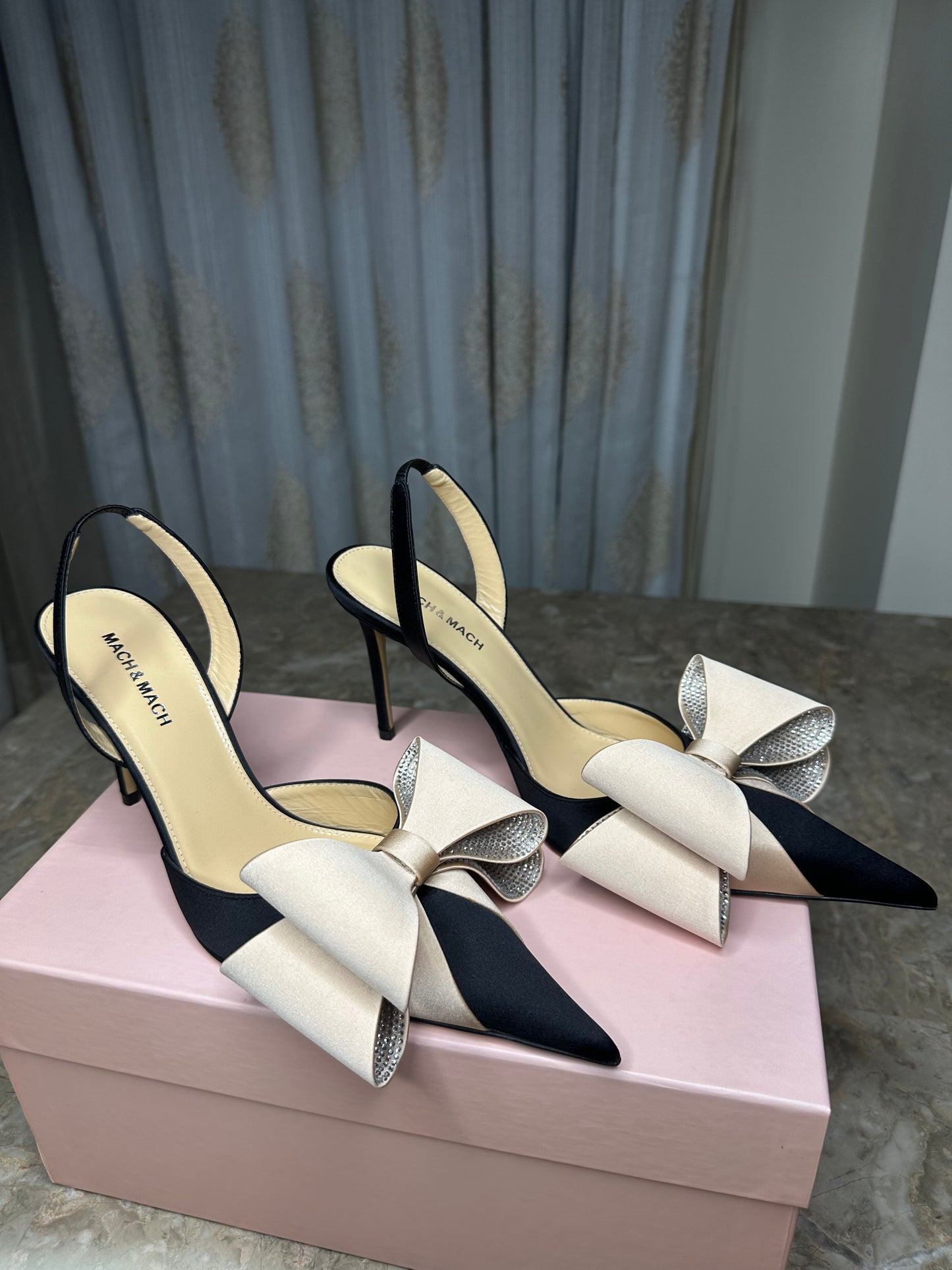 Mach & Mach Crystal Bow Pumps Size 40 | Cream & Black Pointed Toe Slingback Heels | New in Box