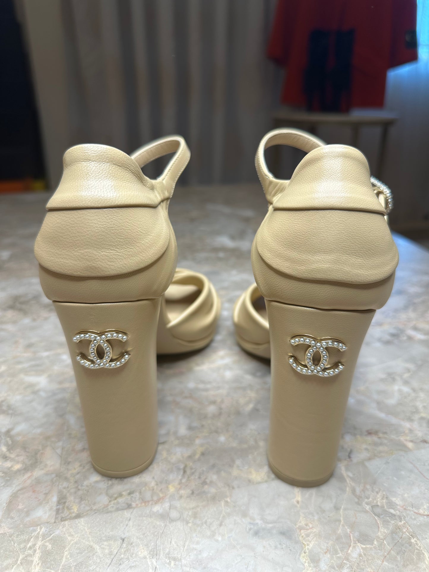 Chanel Nude Lambskin CC Logo Ankle Strap Block Heel Pumps EU 40 Authentic