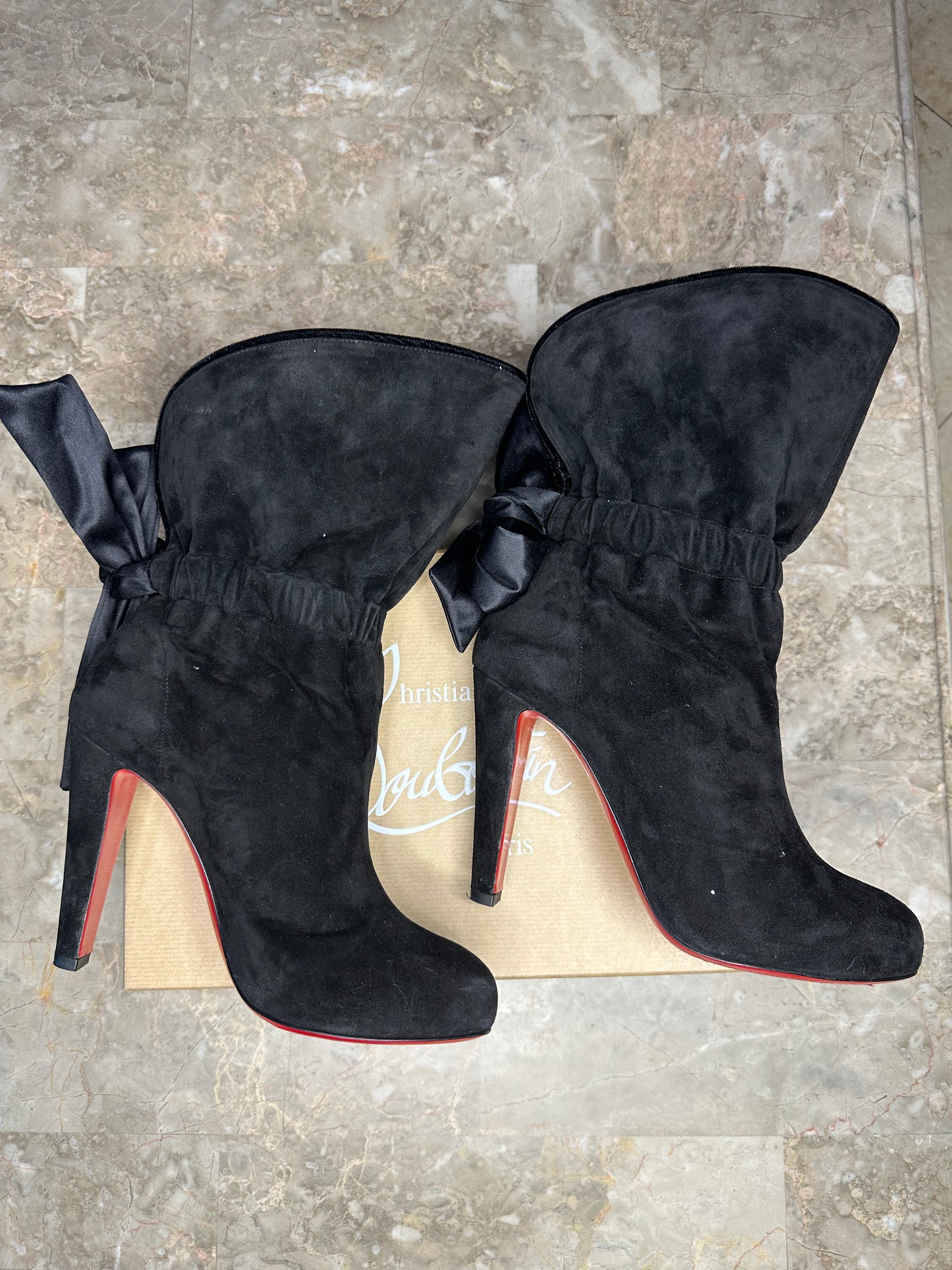 BOOTS