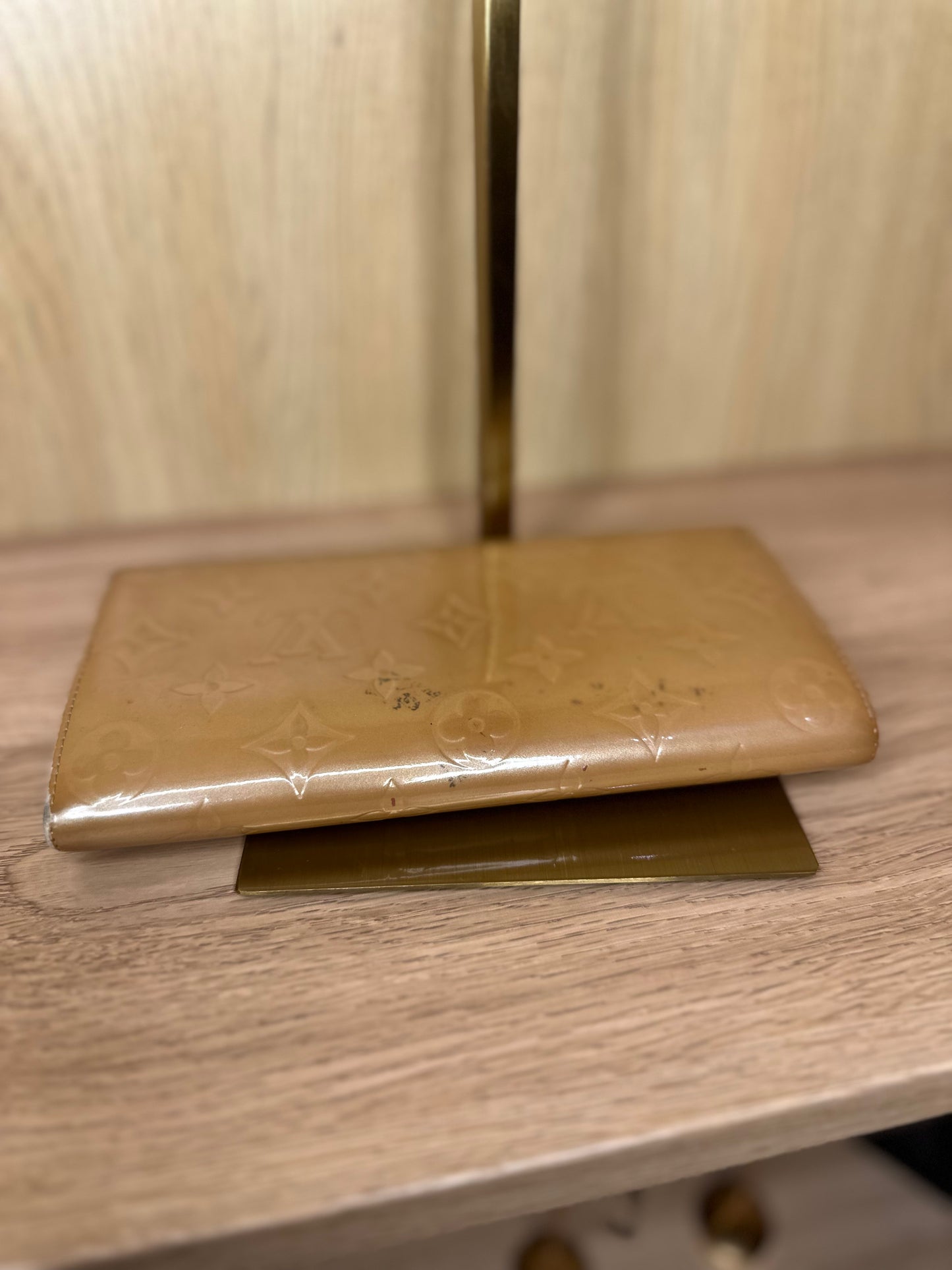 Louis Vuitton Vernis Sarah Wallet | Beige Monogram Patent Leather Long Wallet