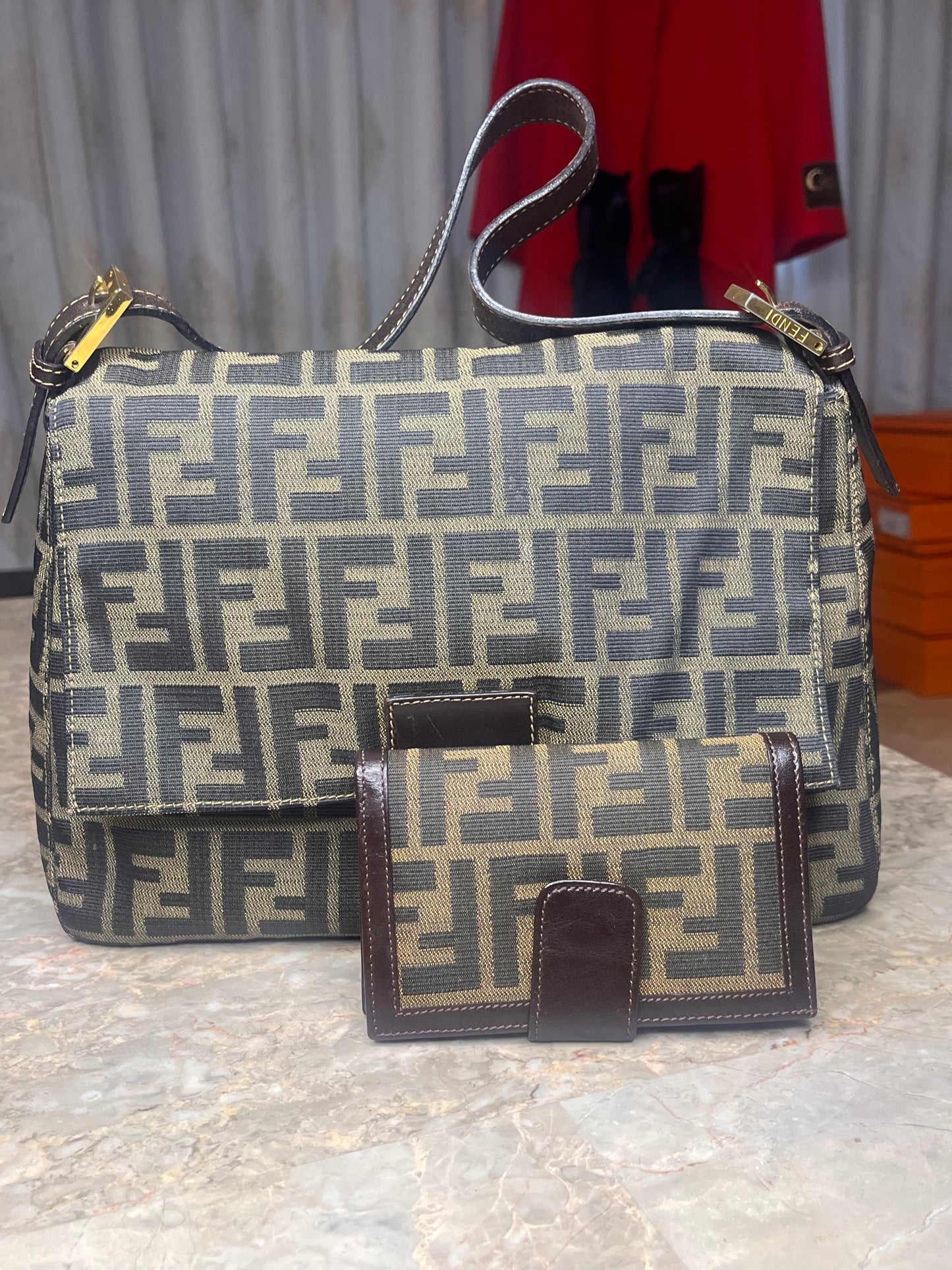 Fendi Mamma Baguette Zucca Canvas Shoulder Bag with Wallet – Vintage Brown