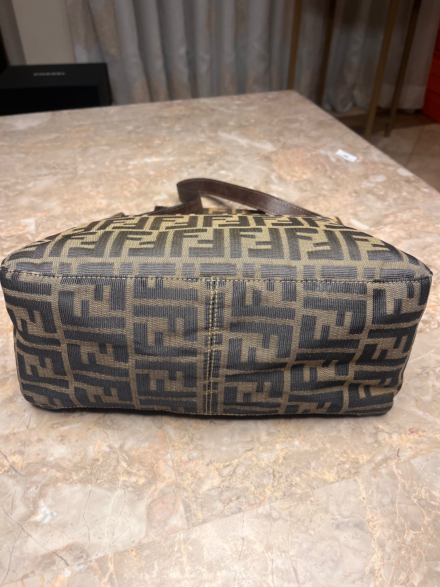 Fendi Mamma Baguette Zucca Canvas Shoulder Bag with Wallet – Vintage Brown