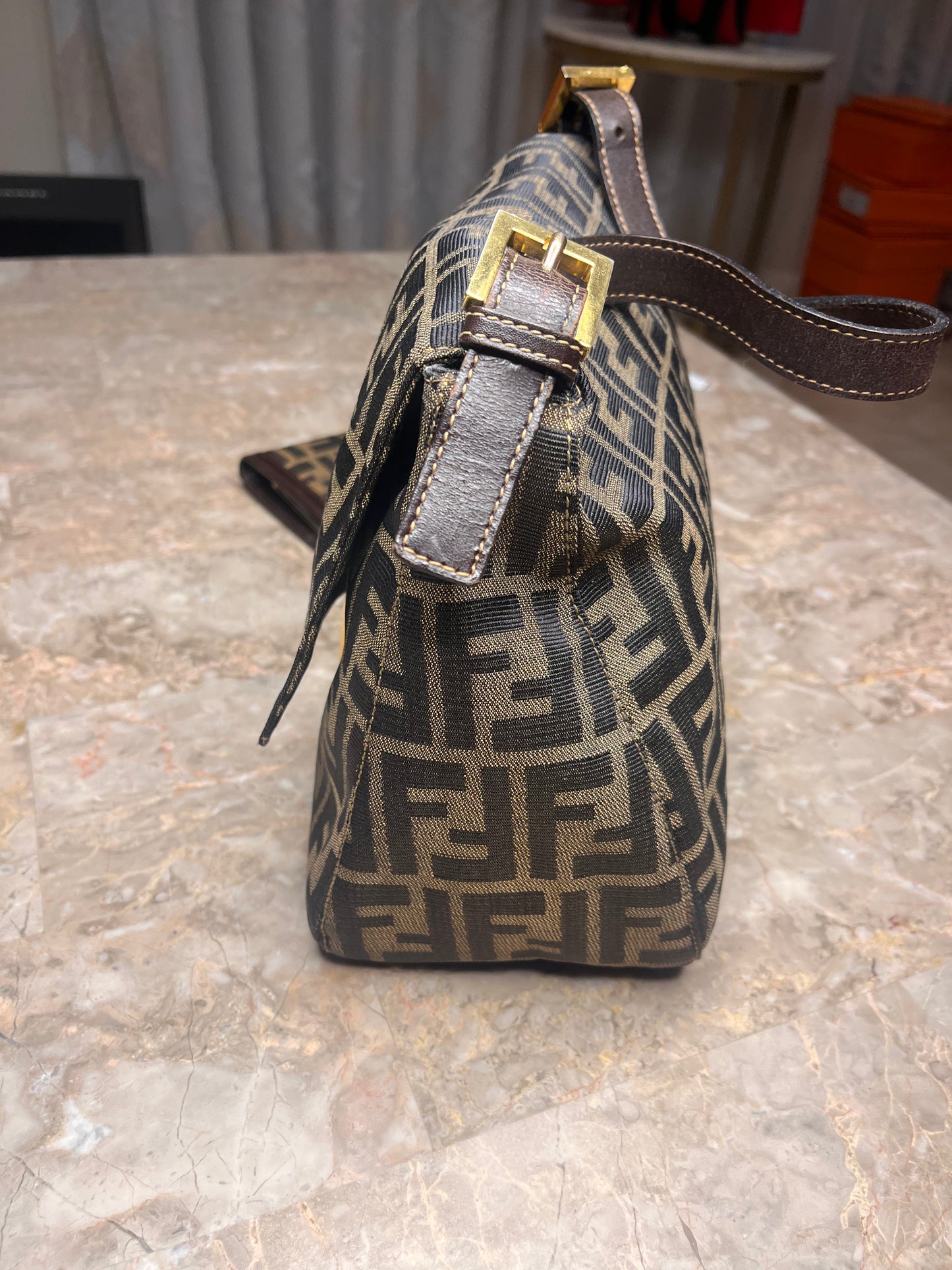 Fendi Mamma Baguette Zucca Canvas Shoulder Bag with Wallet – Vintage Brown