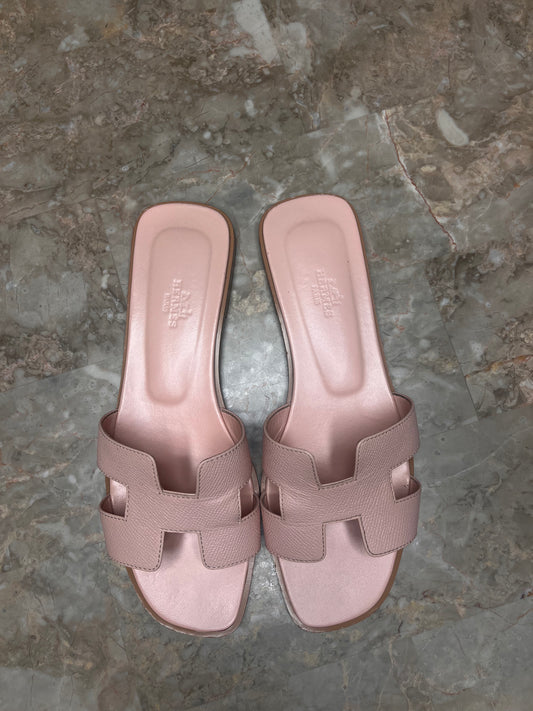 Hermès Oran Sandals Rose Porcelain Pink Epsom Leather Women’s Size 40