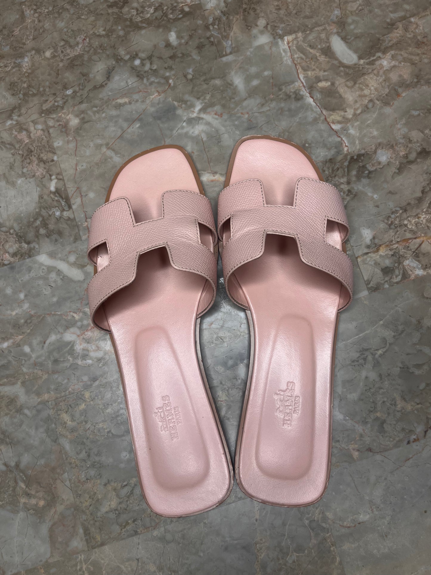 Hermès Oran Sandals Rose Porcelain Pink Epsom Leather Women’s Size 40