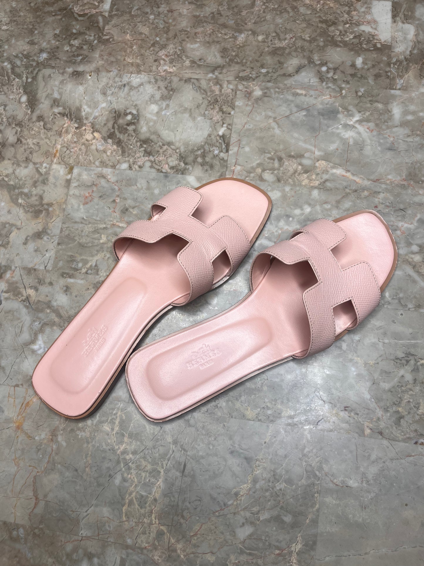 Hermès Oran Sandals Rose Porcelain Pink Epsom Leather Women’s Size 40