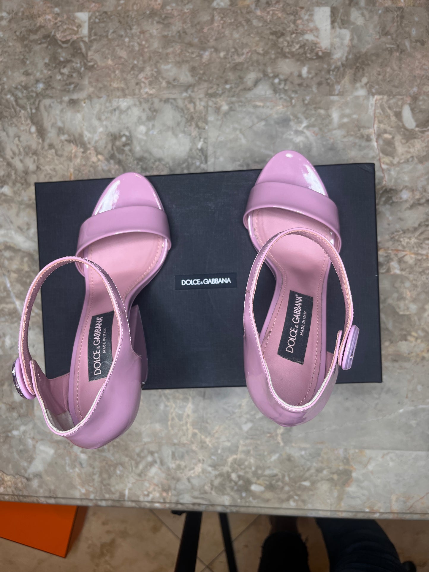 Dolce & Gabbana Pink Patent Leather DG Logo Heels Sandals – Women’s Size 40