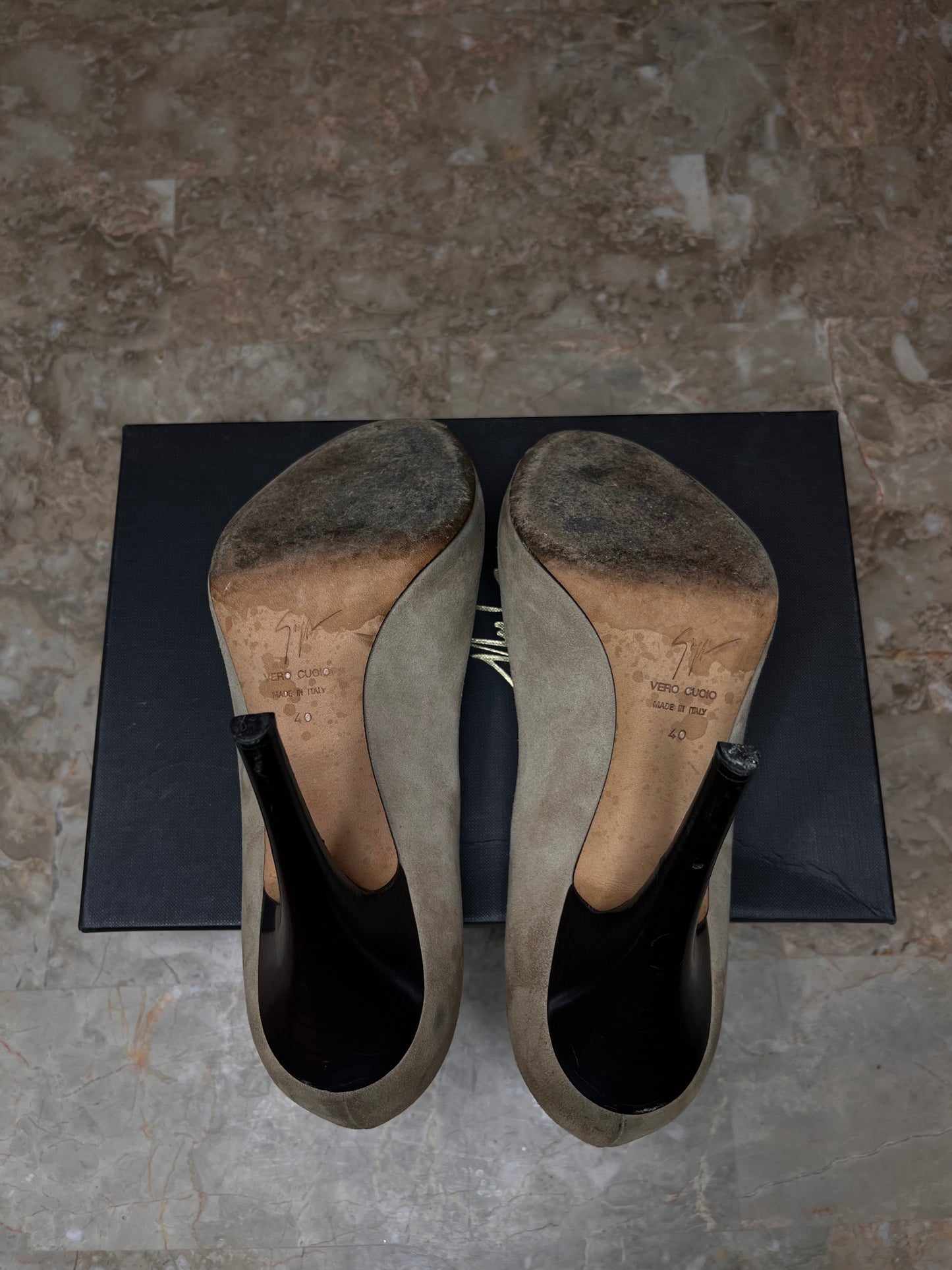 Giuseppe Zanotti Beige Suede Peep Toe Pumps with Crystal Detail – Women’s Size 40