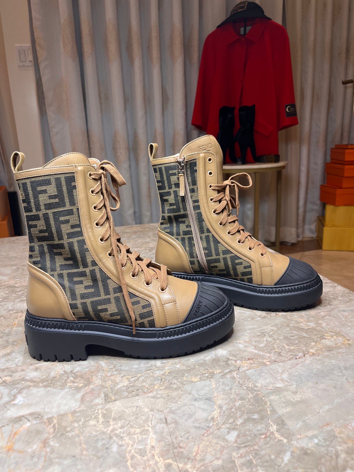Fendi Domino FF Logo Combat Ankle Boots Beige Leather – Women’s Size 39