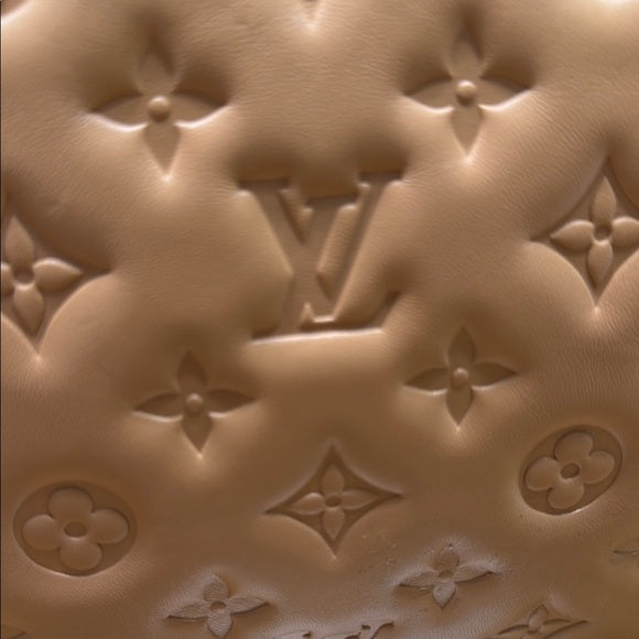 Louis Vuitton Coussin PM – Camel Quilted Monogram