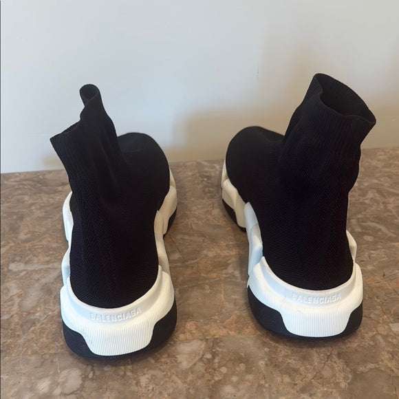 MENS-BALENCIAGA Black Speed Sock Sneakers – Size 10 (Pre-Owned)