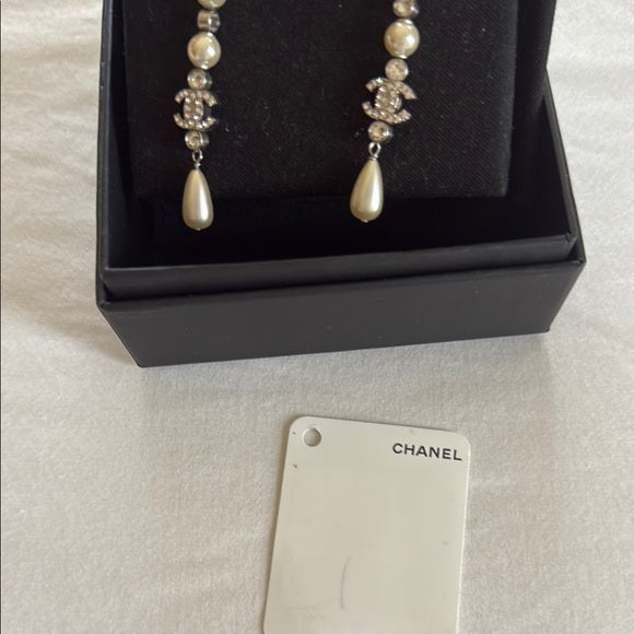 CHANEL Silver & Pearl Crystal Drop Earrings – Never Worn