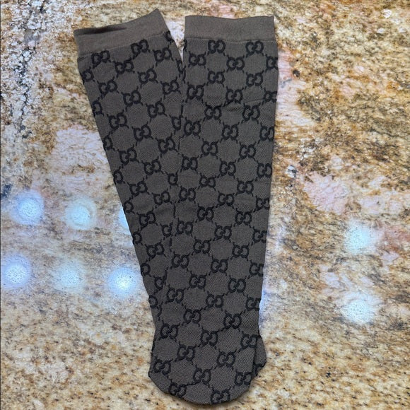Gucci Logo Pattern Socks – Unisex, Size Medium (9), 20–22 cm, Unused