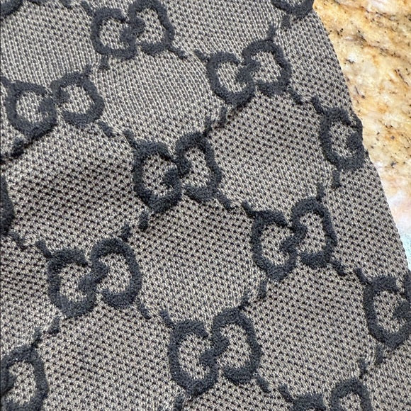 Gucci Logo Pattern Socks – Unisex, Size Medium (9), 20–22 cm, Unused