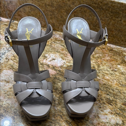 Yves Saint Laurent Tribute T-Strap cream High Heel Platform Sandals